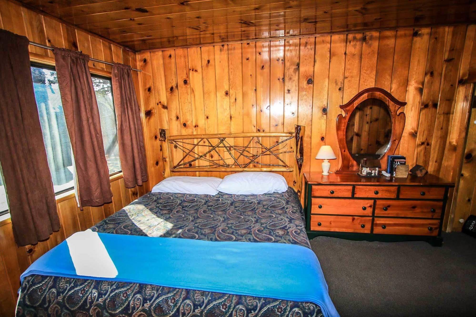Shore Acres Lodge 빅 베어 레이크 외부 사진