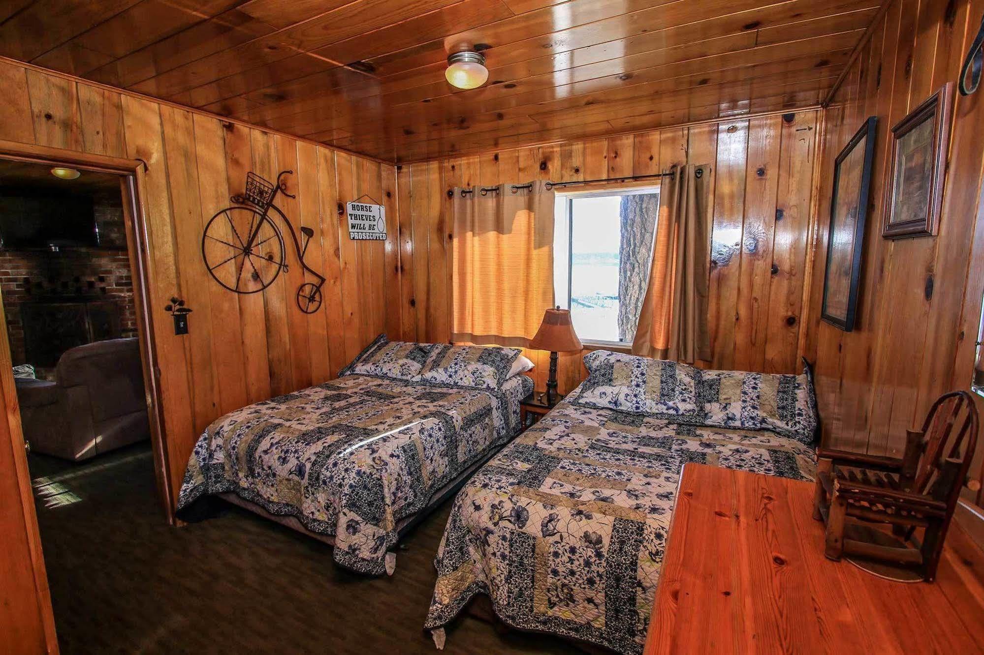 Shore Acres Lodge 빅 베어 레이크 외부 사진